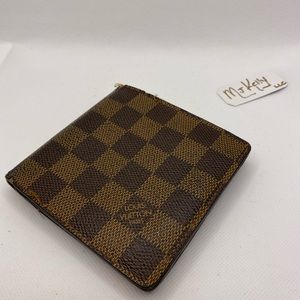 Louis Vuitton men’s wallet